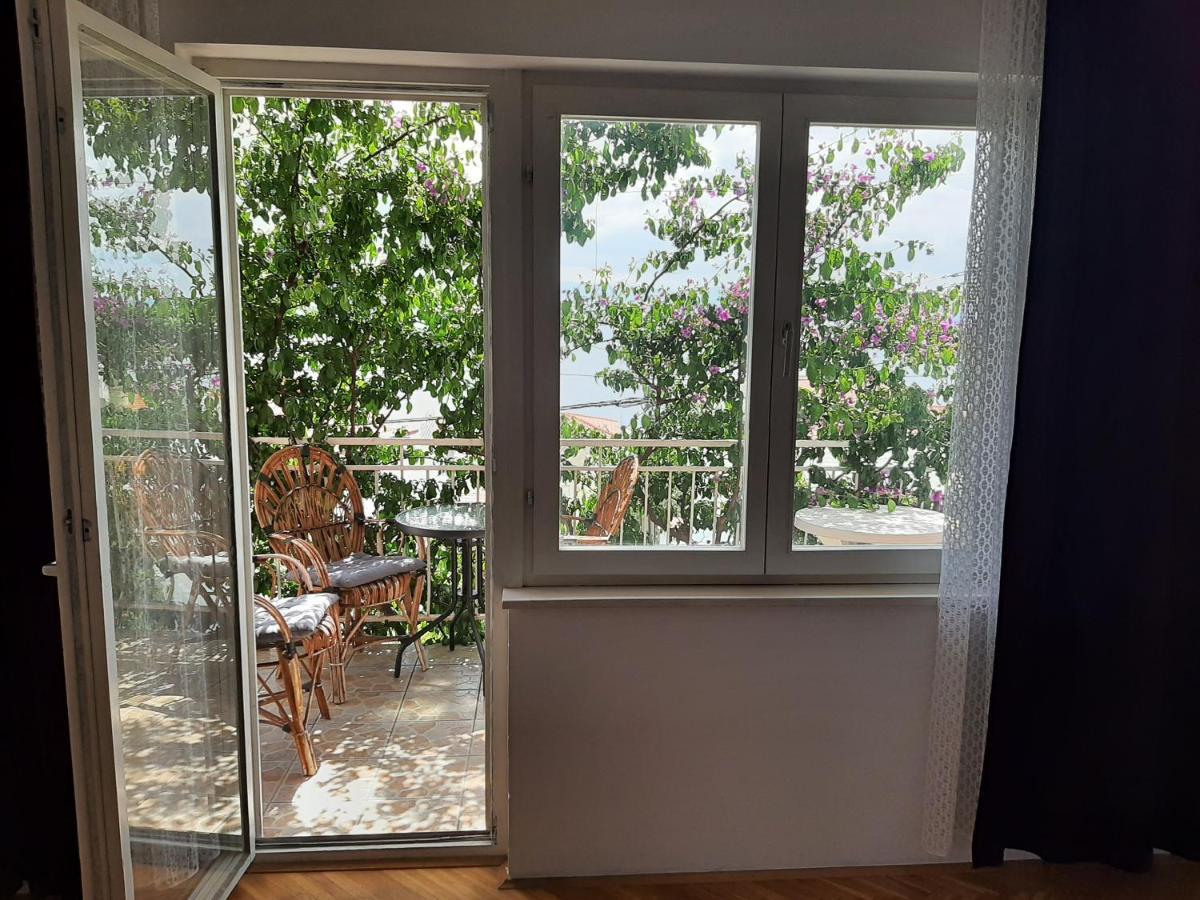 Apartments Tina Omiš Extérieur photo